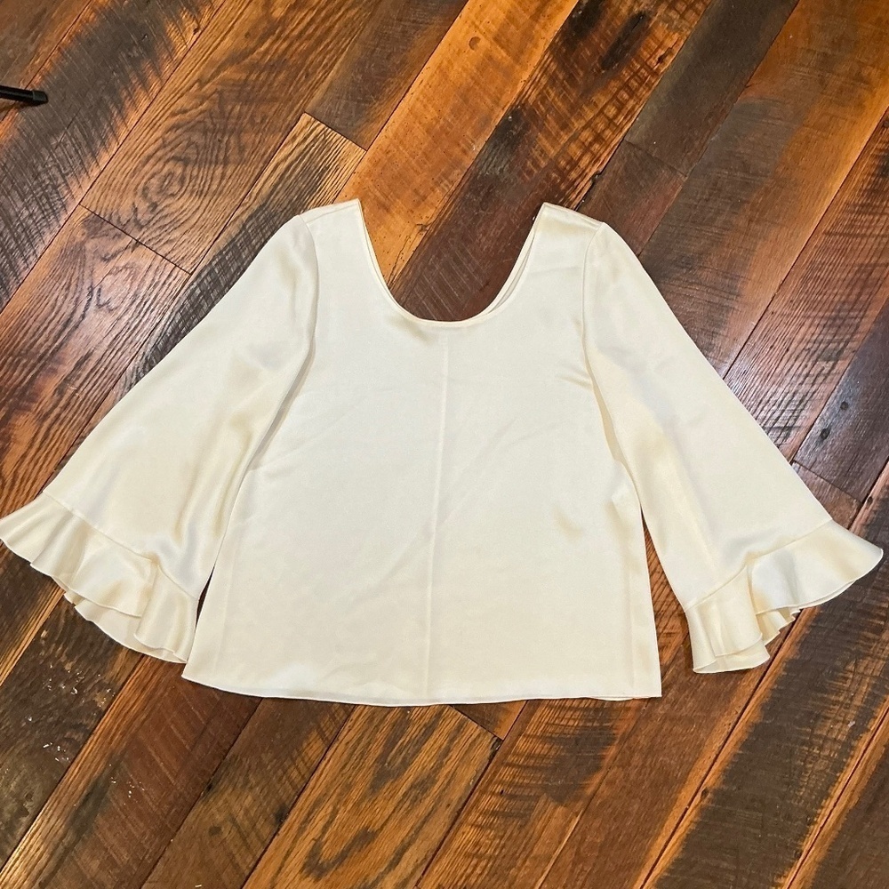 Elizabeth and James Ivory Bell Sleeve Blouse | Minimalist Satin Top Size M - Picture 3 of 7
